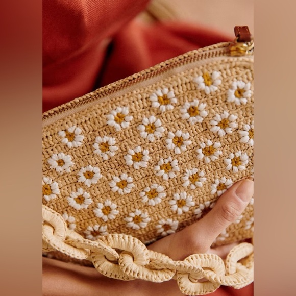 Sézane Isabelle Raffia Embroidered Daisy Bag Chain Flowers Cream White EUC - Picture 10 of 12
